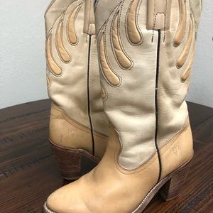 Light tan leather cowboy boots (Size 6) - FRYE